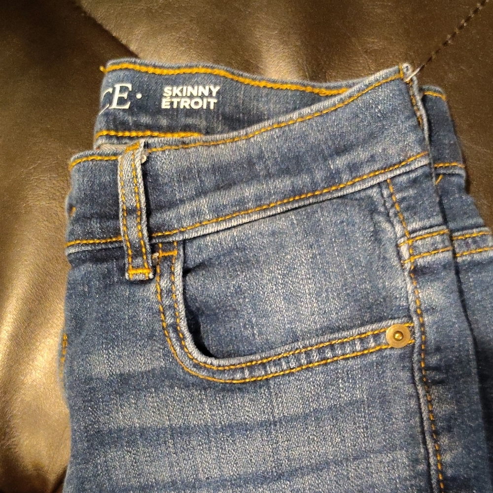 The Children's Place Kids Skinny Jeans - Picture 4 of 6